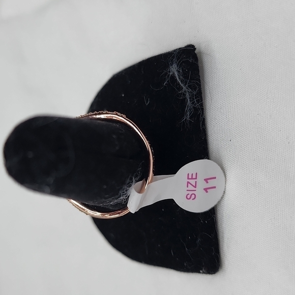 πNWT AQUA BLUE QUARTZ RINGπ - Picture 5 of 12